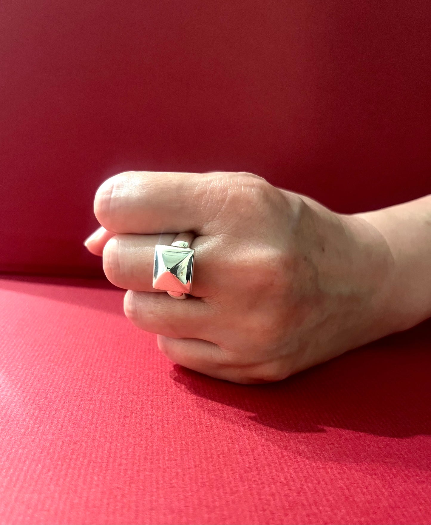 City Pyramid Ring