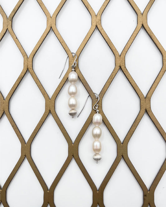 PEARL OLIVE EARRINGS