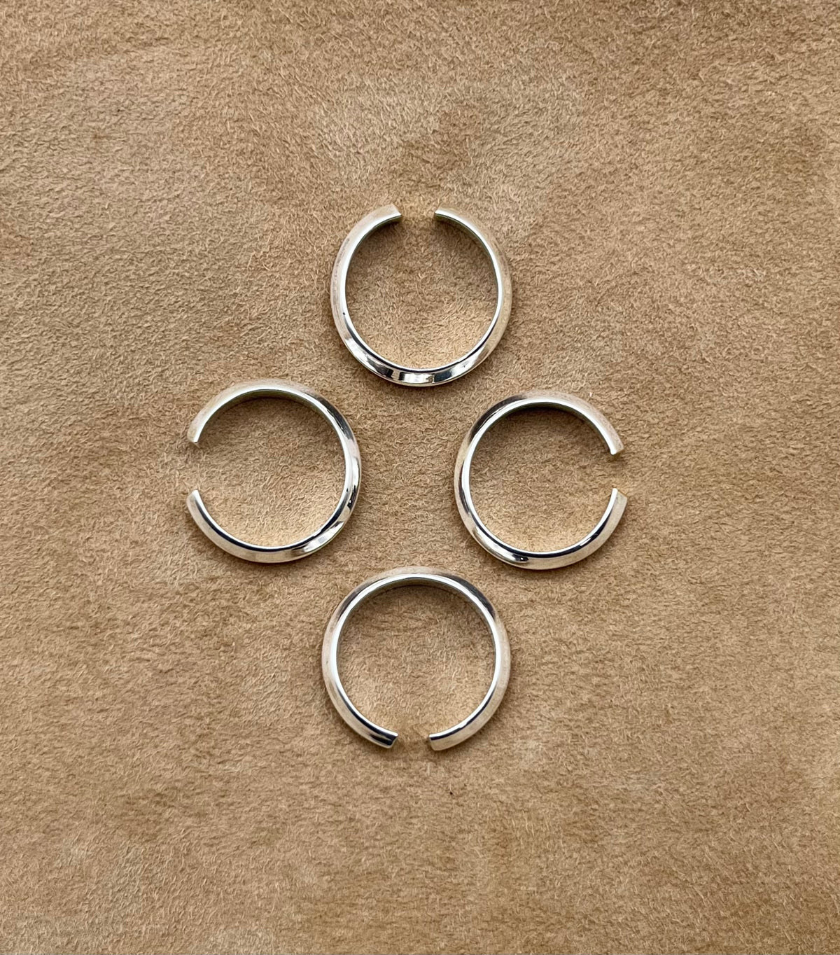 Triquetra Ring