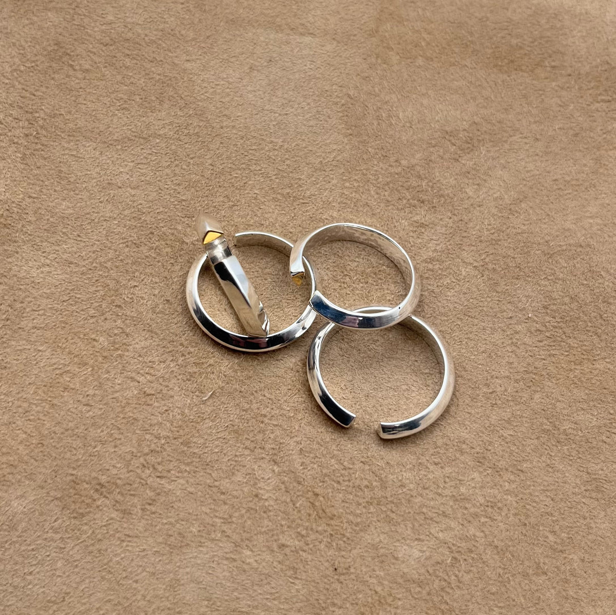 Triquetra Ring